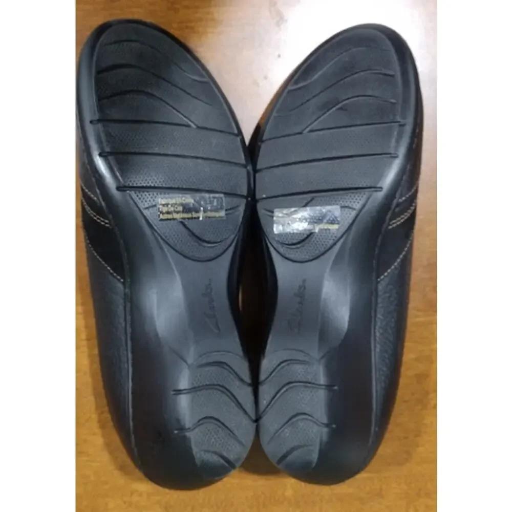 Clarks‎ Bendables Chunky Rubber Soled Slip Ons, Black, Sz 7.5